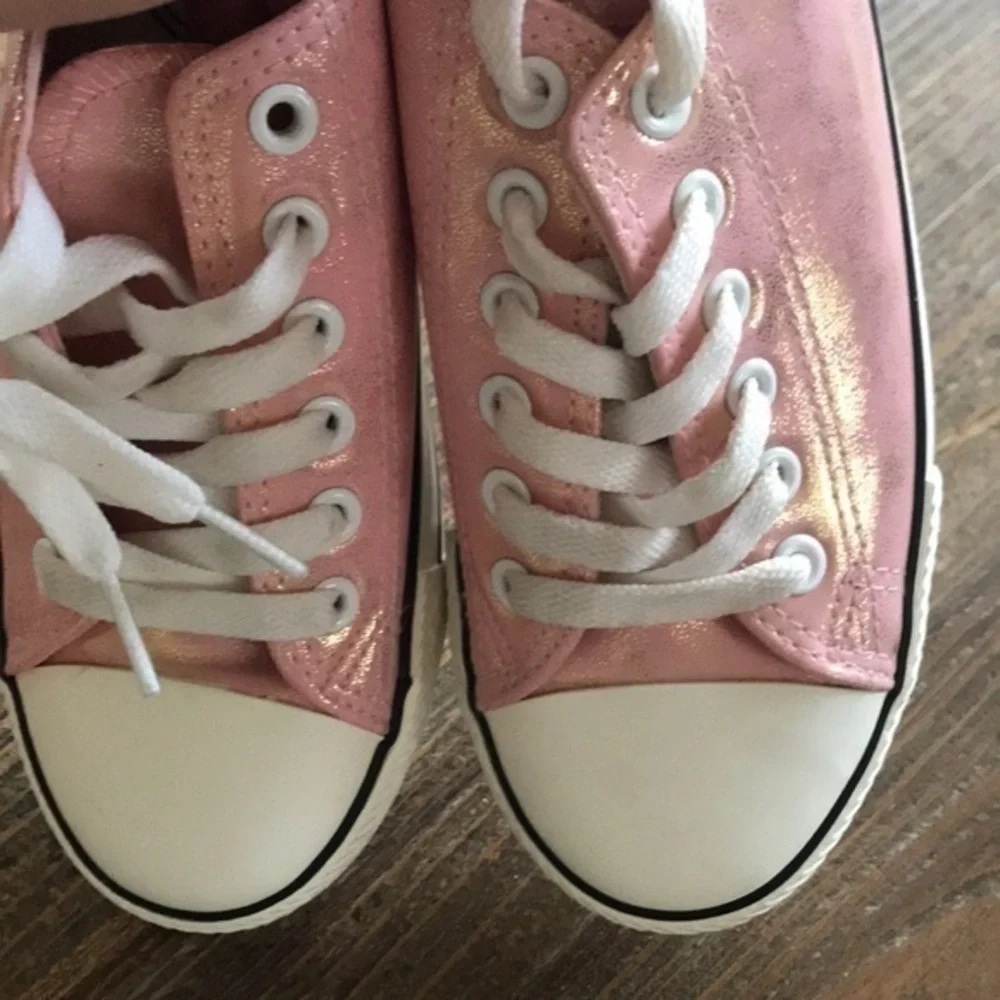 Insekta Sneakers Shine Pink New No Tag Size 5